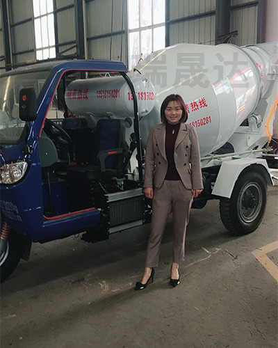 三轮车混凝土搅拌罐