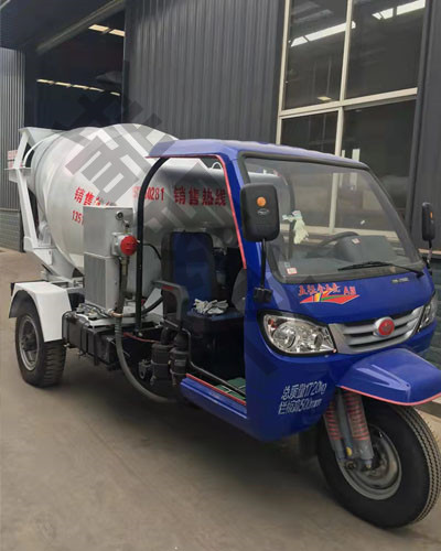 三轮车混凝土搅拌罐