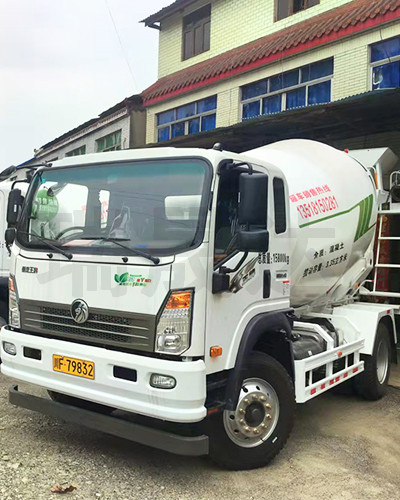 混凝土搅拌罐车