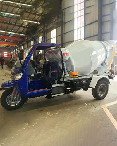 三轮车混凝土搅拌罐